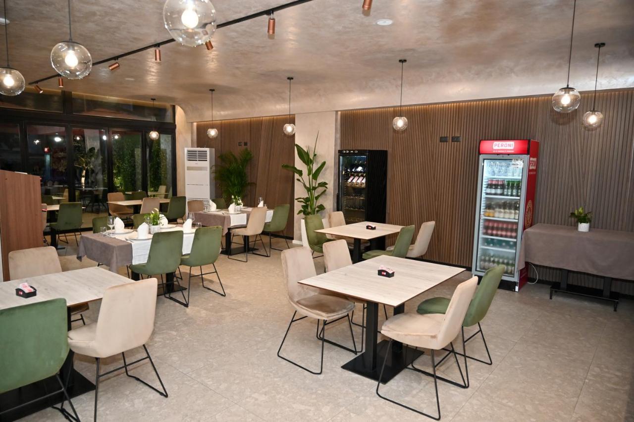 Hotel Vino Дуррес Екстер'єр фото